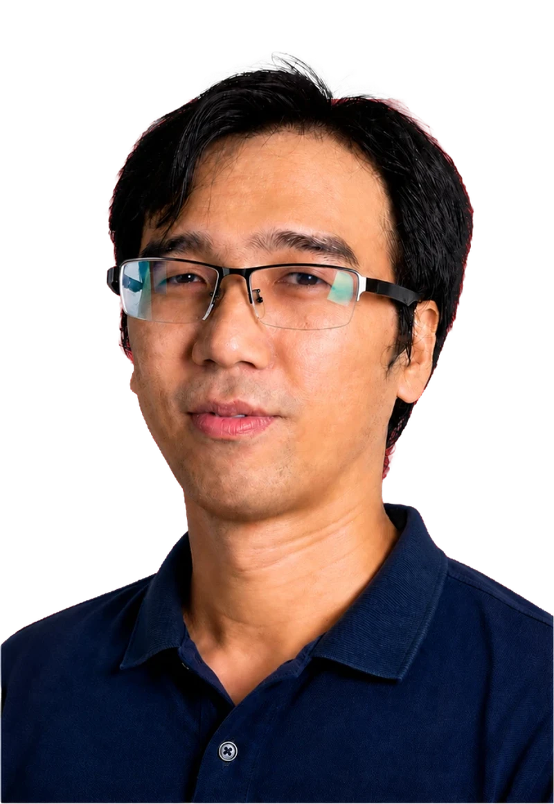 Portrait of Duy L.